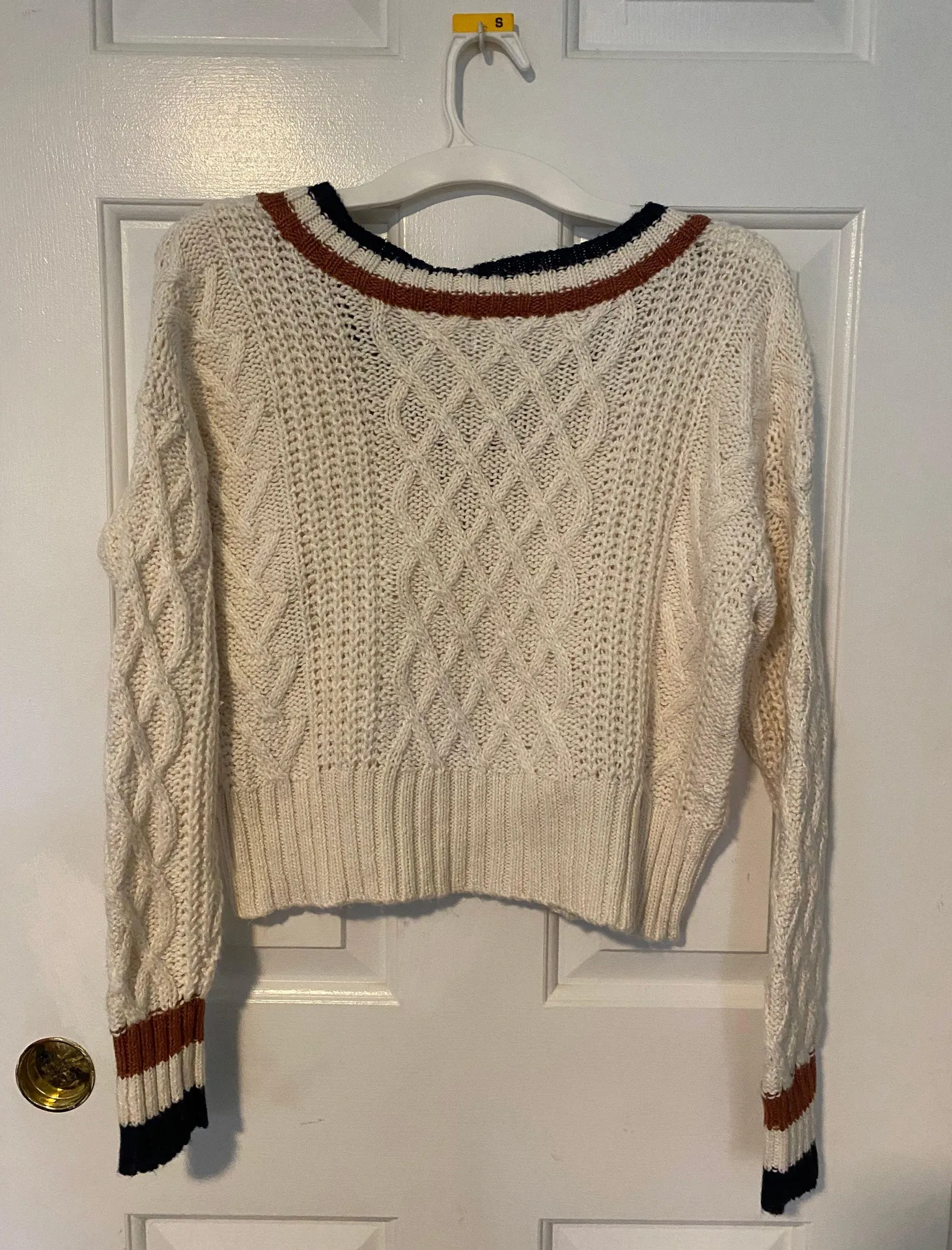 American Eagle Sweater - Image 2