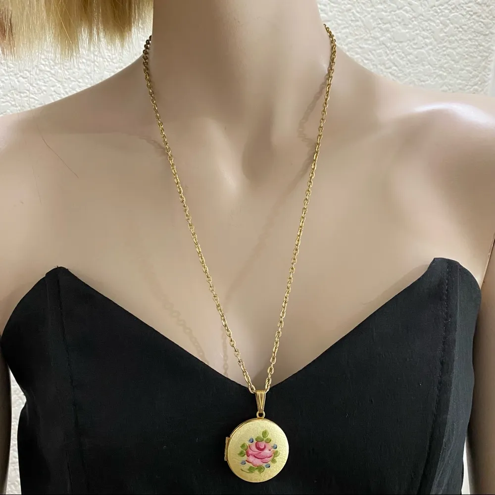 Vintage Hand - Image 7