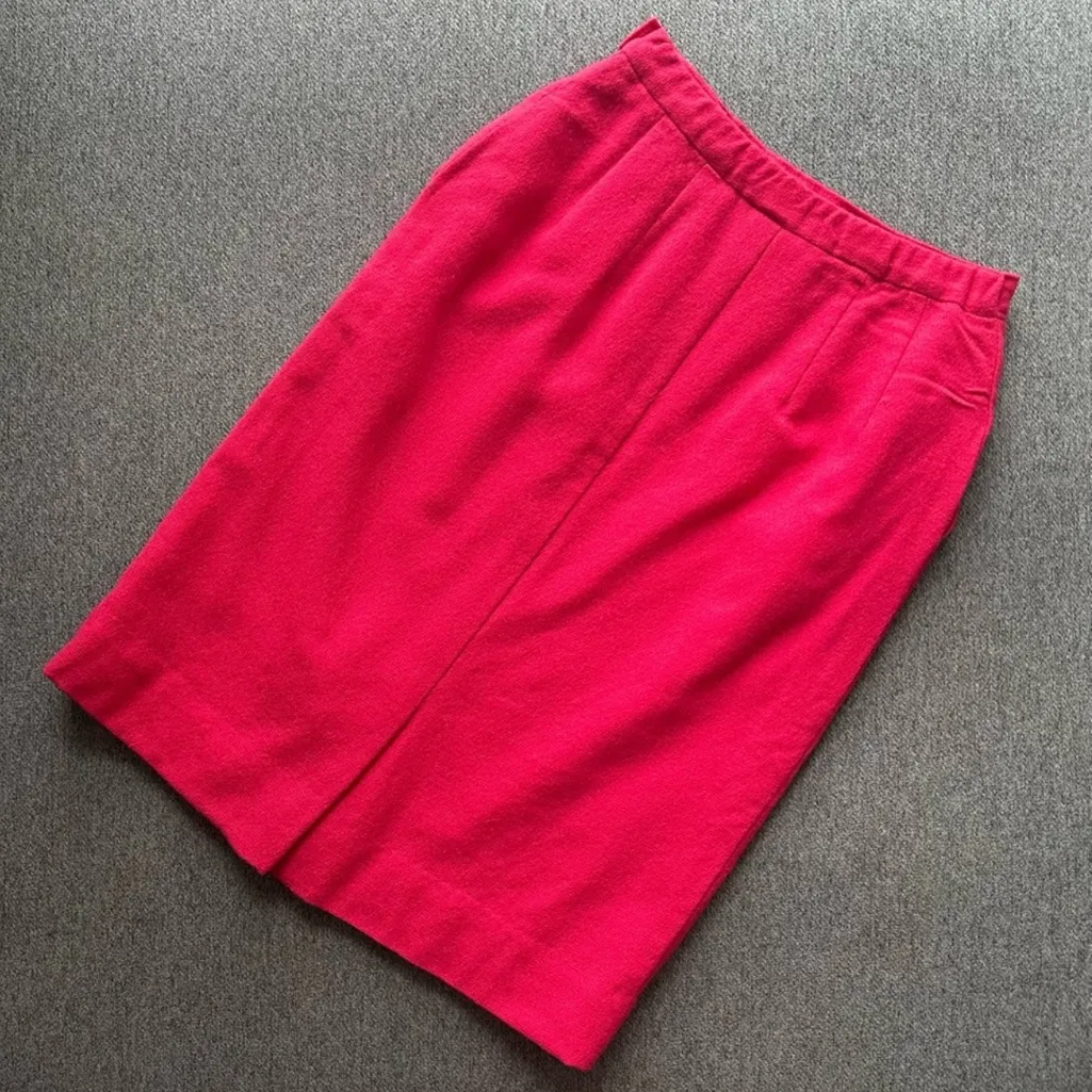 Pendleton Bright Pink Vintage Preppy 100% Virgin Wool Pencil Skirt Size 4 - Image 4