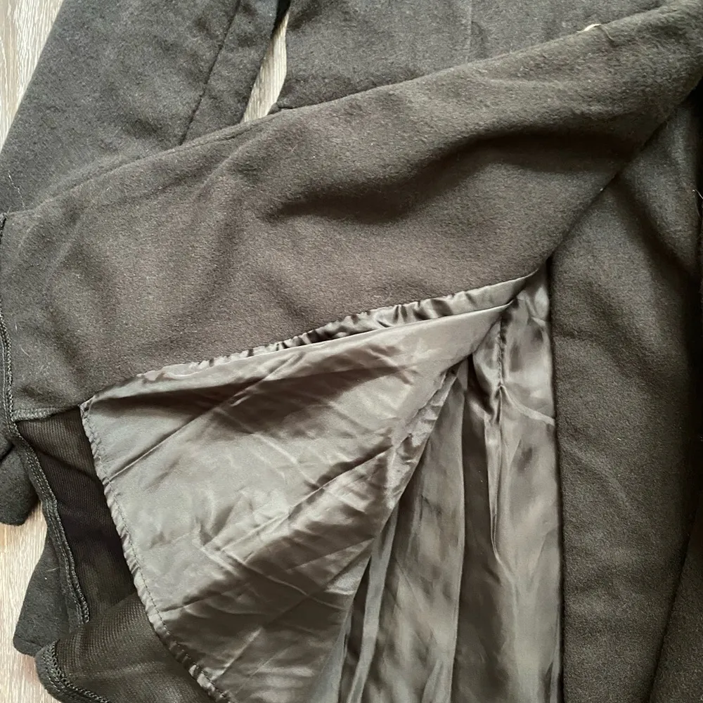 Black‎ Double - Image 3