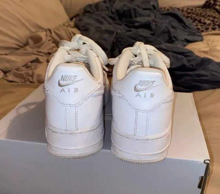 Nike Air Force 1 - Image 3