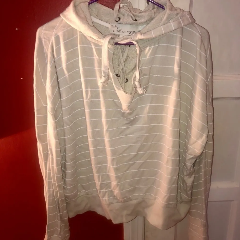 Vintage Havana 𝅺Striped Lace-Up Back Hoodie - Image 10