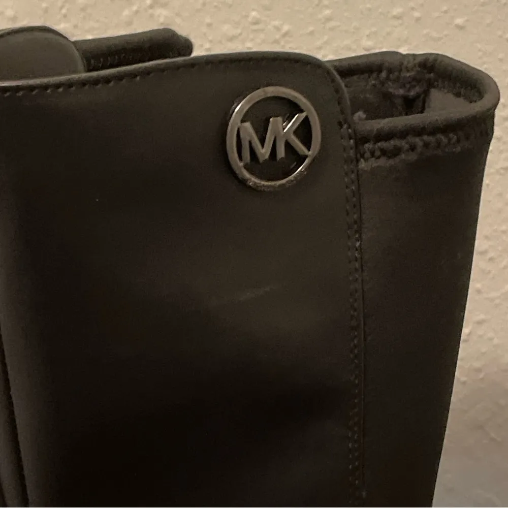 Michael Kors MK Women's Cypress Zip Vegan Leather Boots Black Size 5. - Image 6