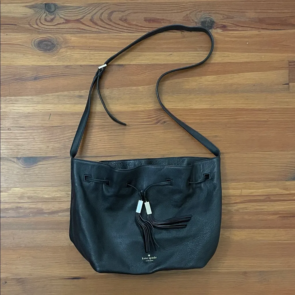 Kate Spade Cooper Grey Street Black Leather Bucket Tote Bag Crossbody WKRU3057 - Image 5