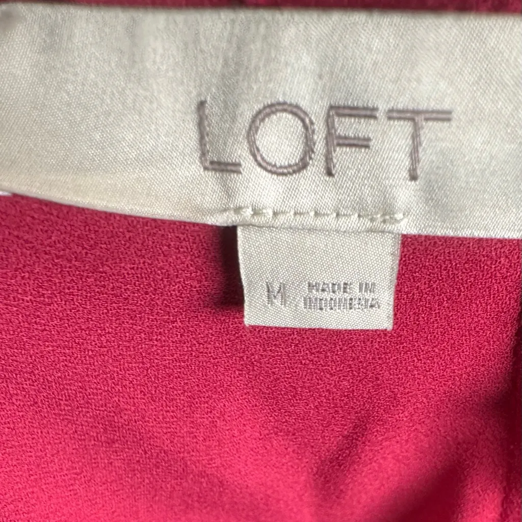 Loft raspberry pink ruffle top size medium - Image 4