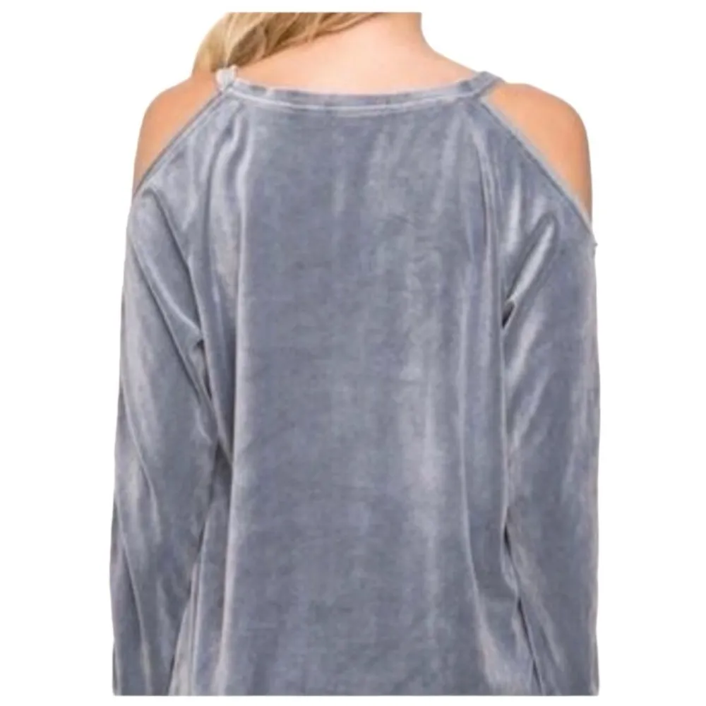 NWT Mystree Cold Shoulder Velvet Top M‎ - Image 2