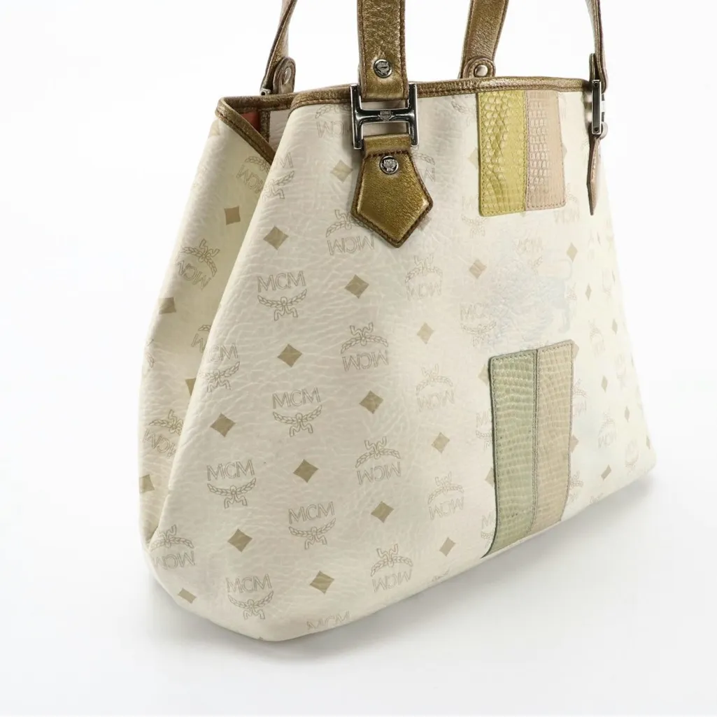 MCM PRINCESS LION SHOPPER TOTE IN WHITE VISETOS COATED CANVAS & LEATHER - Image 4