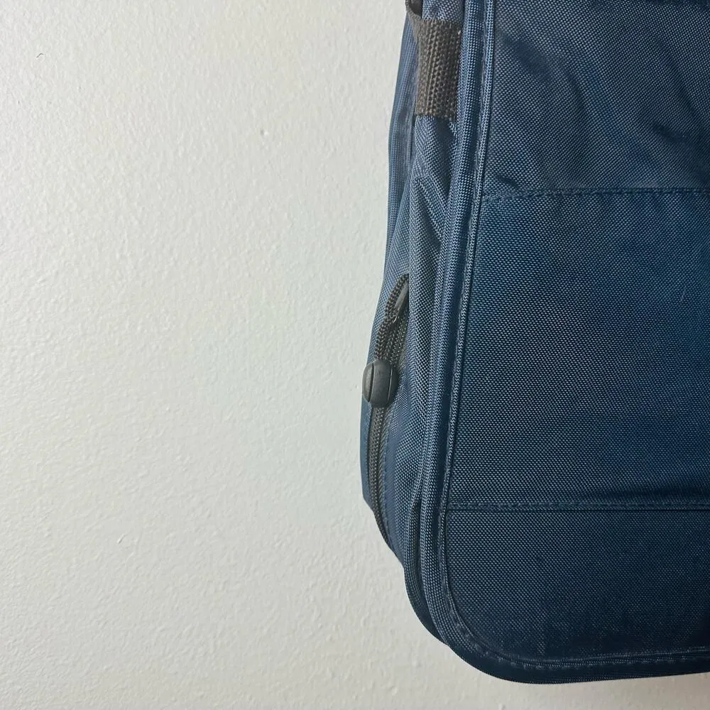 NWT SOLO Navy Expandable 15.6” Laptop Messenger Briefcase Shoulder Bag Blue - Image 5