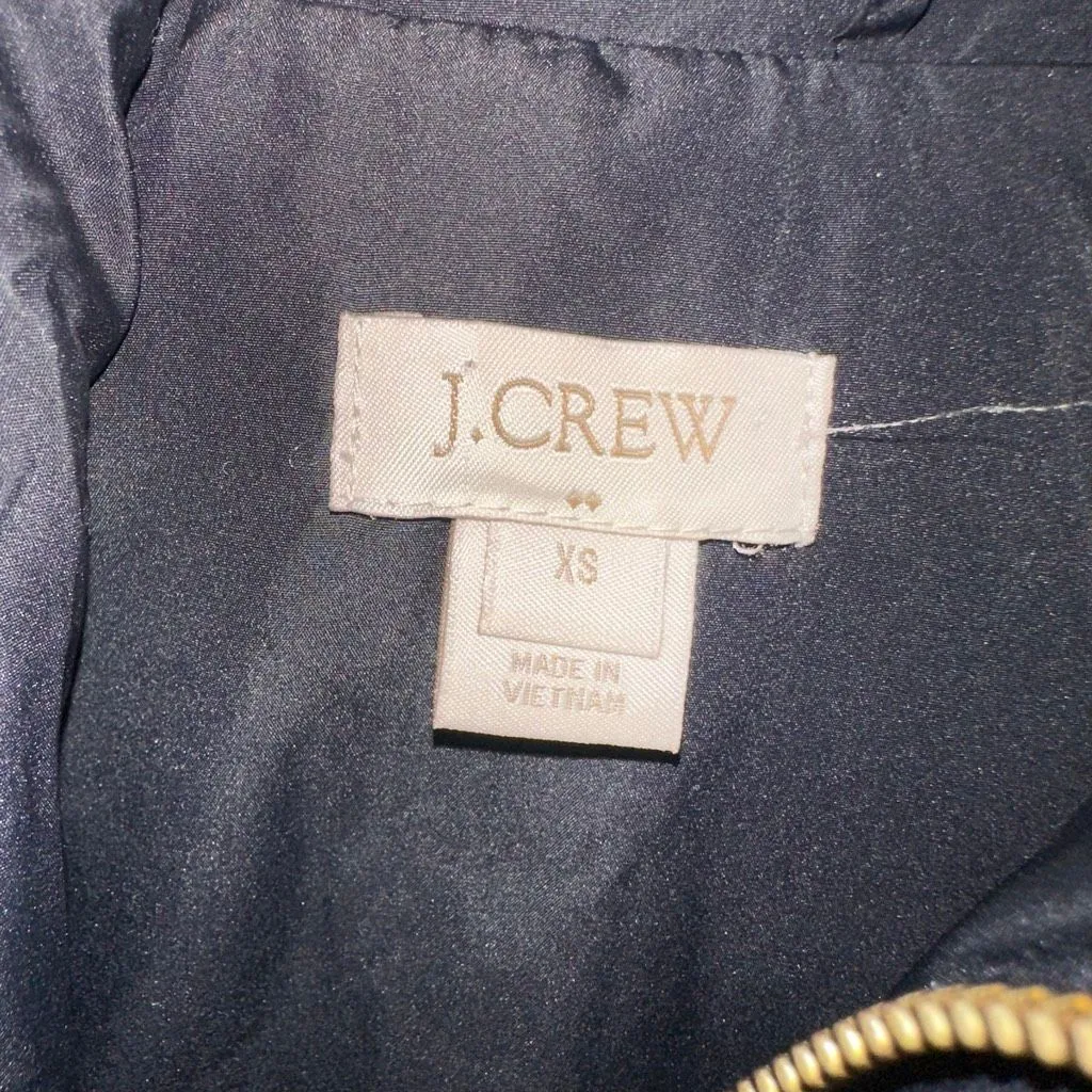 J Crew black quilted puffer marshmallow gorpcore XS basic vest - Image 3