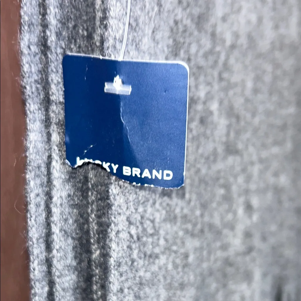 Lucky Brand Gray Fringe Scarf - Image 4