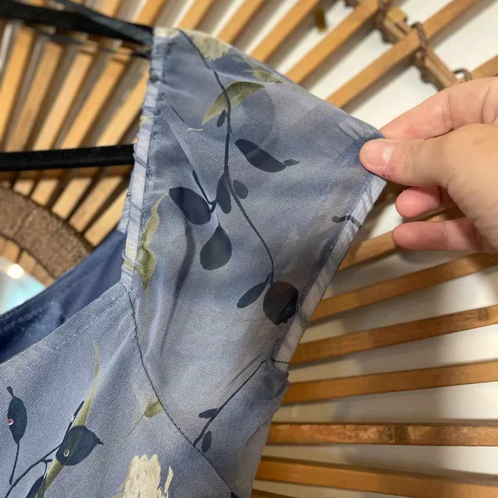 VTG 90’s/ Y2K Floral Blue Chiffon Midi Dress with Floral Print & Sparkles Bias - Image 5