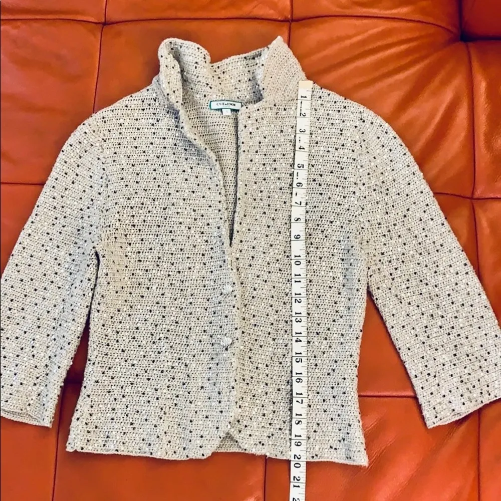 Cue & Emm gray metallic & silver sequins sweater. - Image 9