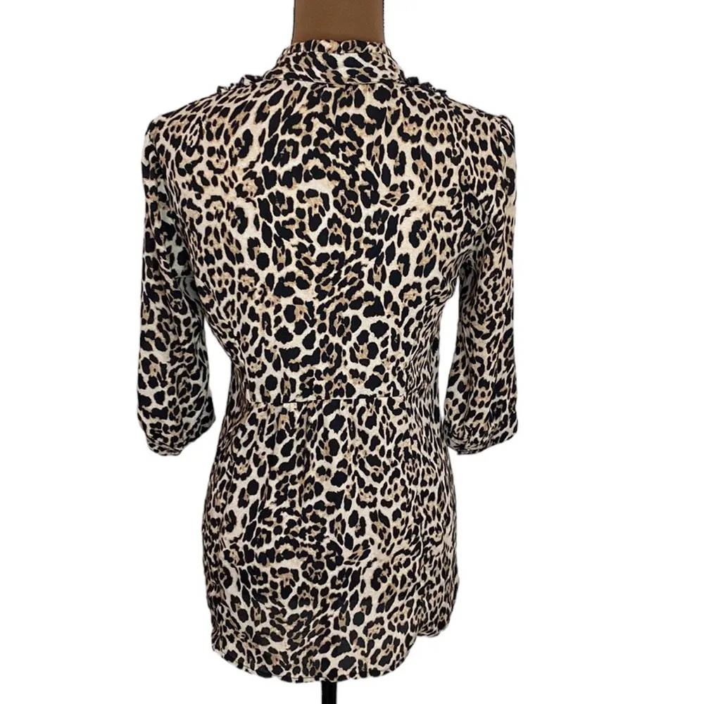 Love + Haight ruffled v - Image 2