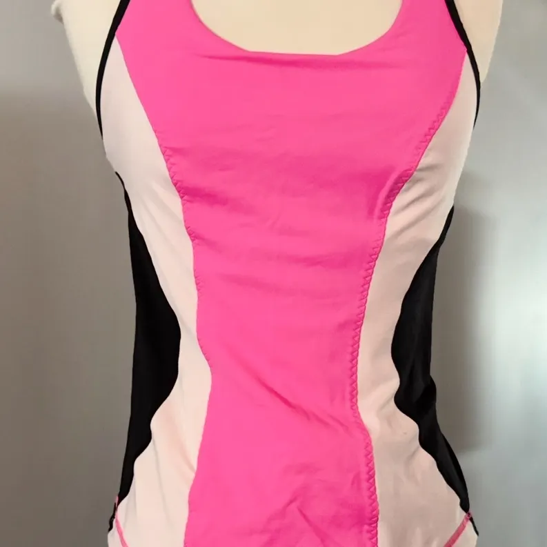 LULULEMON VINTAGE CARDIO KICK TANK TOP in Pinkelicious / Parfait Pink / Black - Image 13