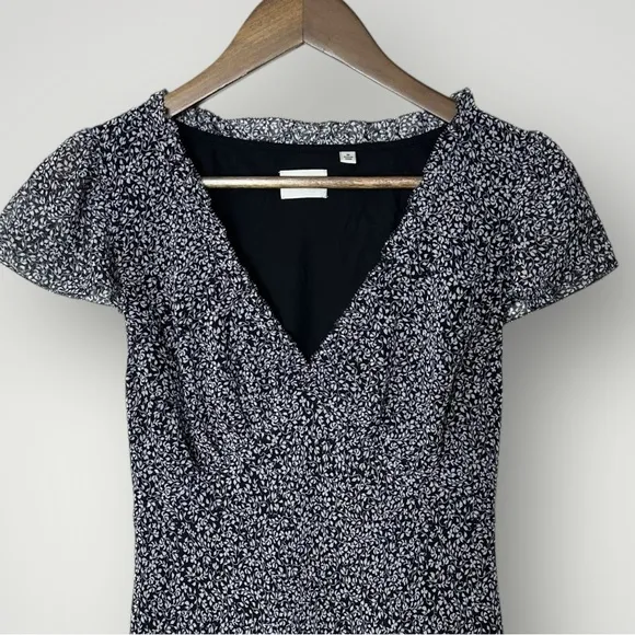 Wilfred Camelot Dress Navy White Floral Midi Cap Sleeve Medium Chiffon - Image 7