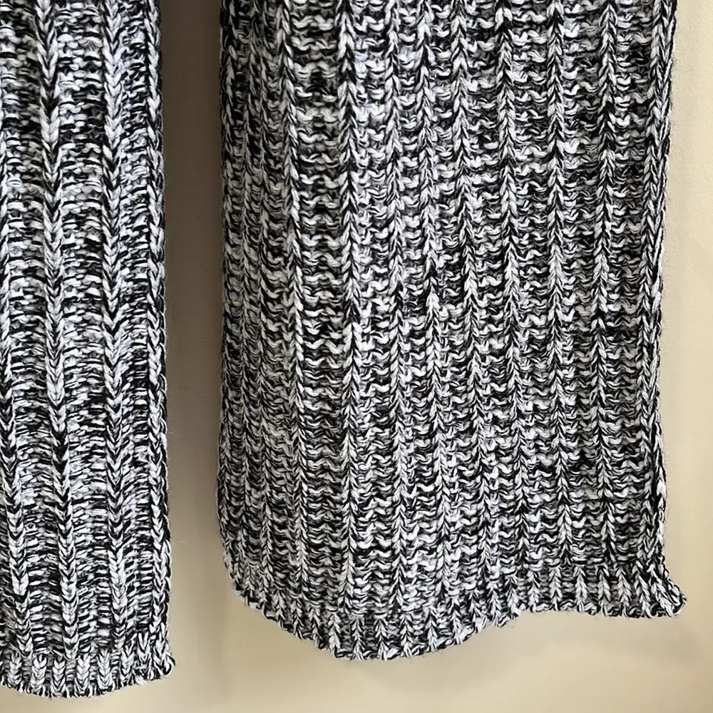 a.n.a . Women’s Scarf One Size - Image 3