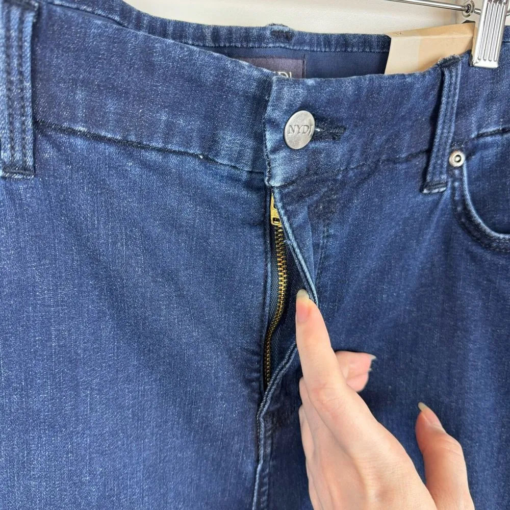 NWT NYDJ Waist Match Relaxed Fit High Waist‎ Stretch Denim Flare Jeans Sz XL - Image 4