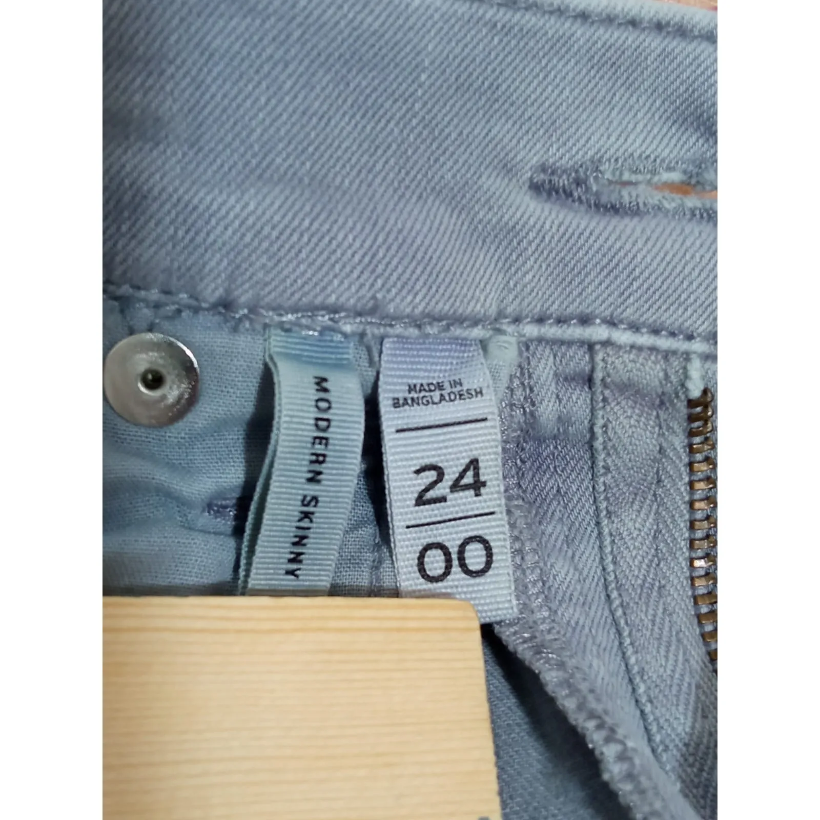 Ann Taylor Loft Women's Modern Skinny Crop Jeans Grey Raw Hem 24/00 - Image 7