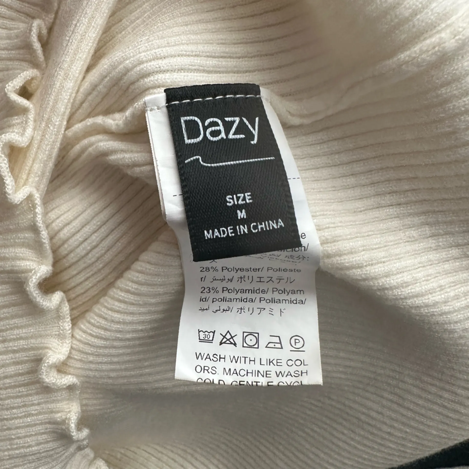 Cream Sweater with Lace Trim White Size M - Image 6