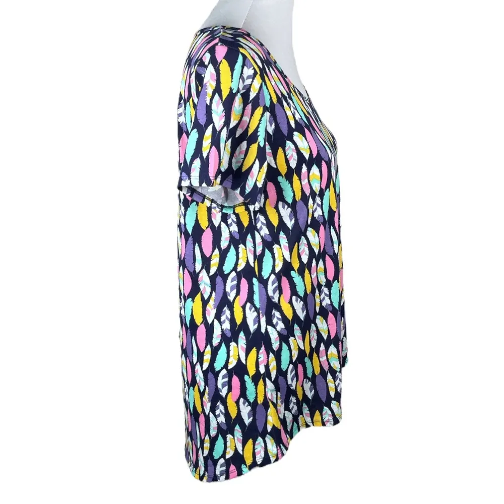 Lularoe Irma Feather Print Scoop Neck Hi-Lo Hem Short Sleeve T Shirt Size Medium - Image 3