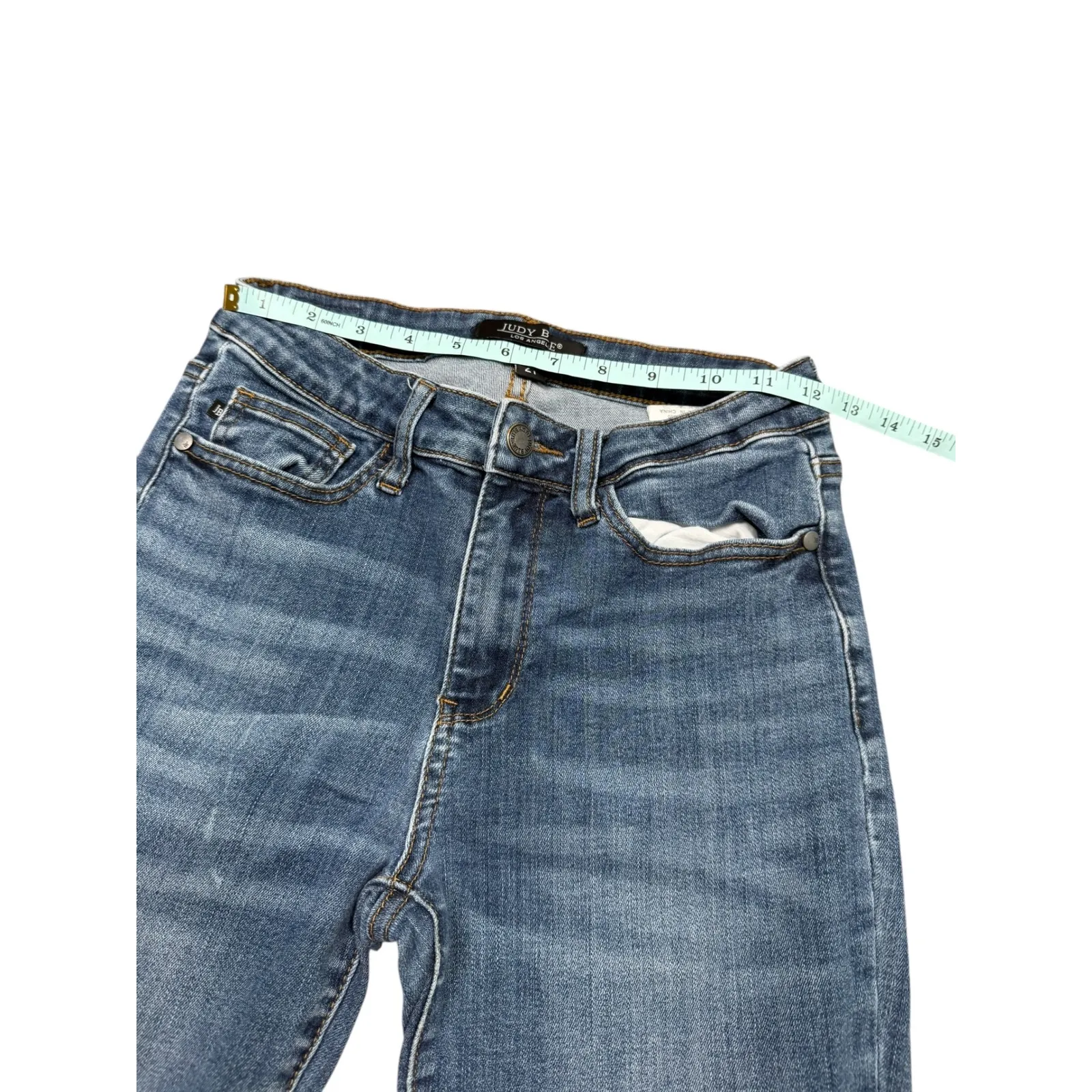 Judy Blue Los Angeles Women's Size 27 Serenity Mid Rise Capri - Image 7