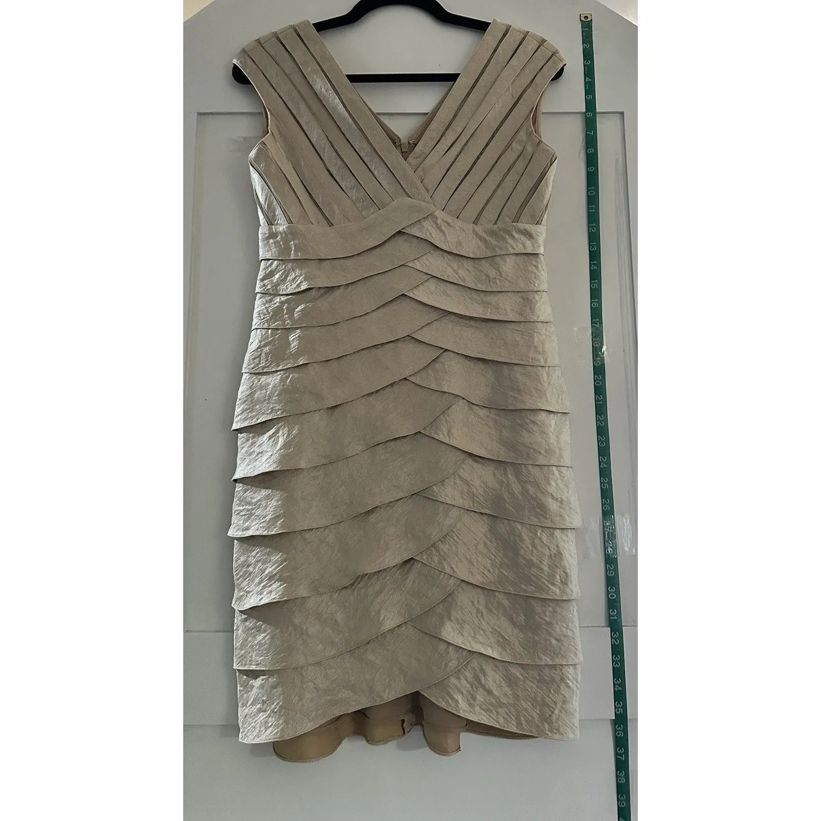 Adrianna Papell Champagne Pleated Ruffled Cocktail Formal Elegant Dress Sz 8P - Image 2