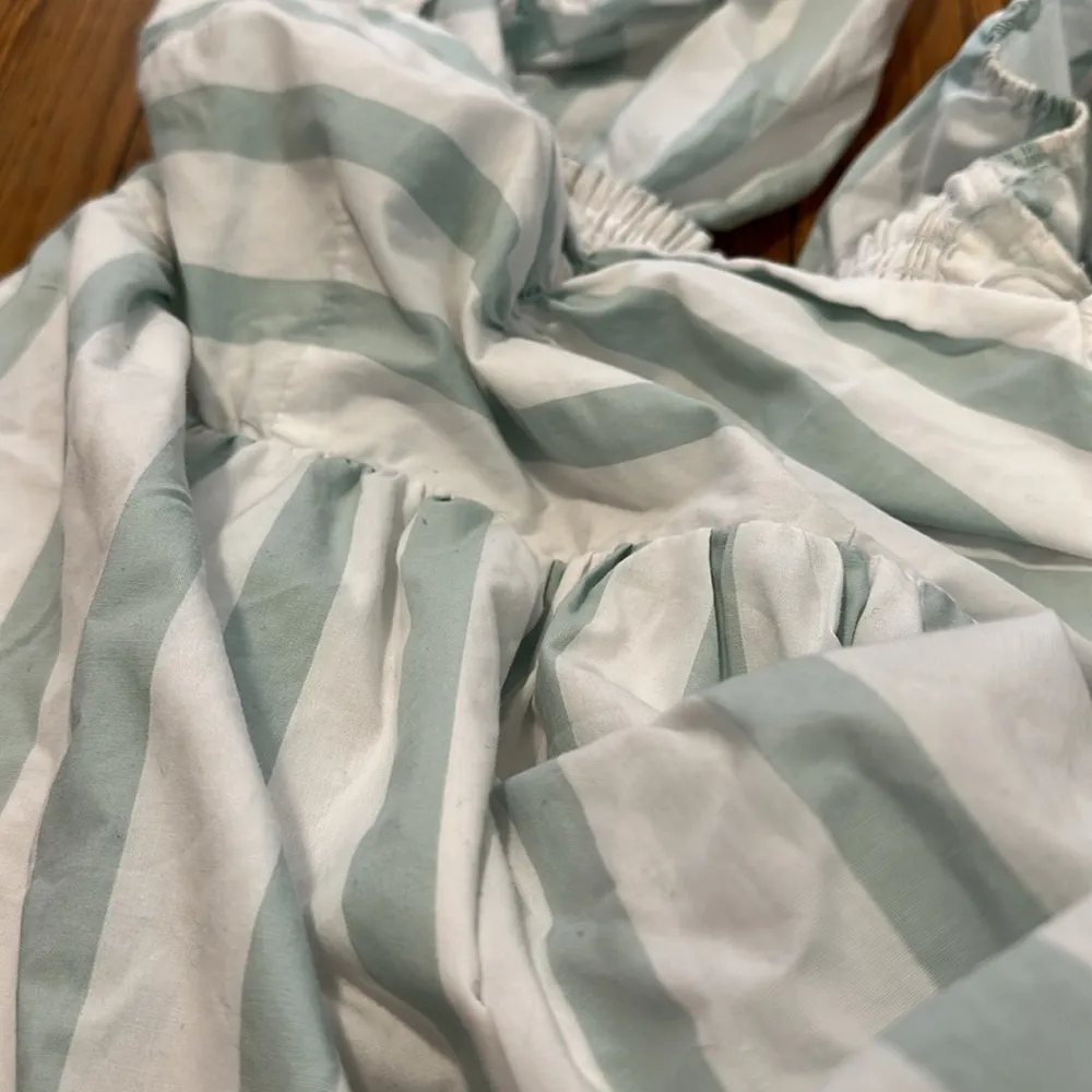 Abercrombie & Fitch Puff Sleeve Midi Dress - Green and White Stripe - Medium - Image 12