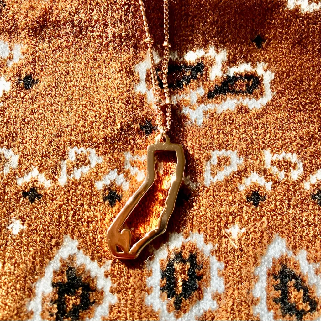 Rose Gold Cali Love necklace - Image 2