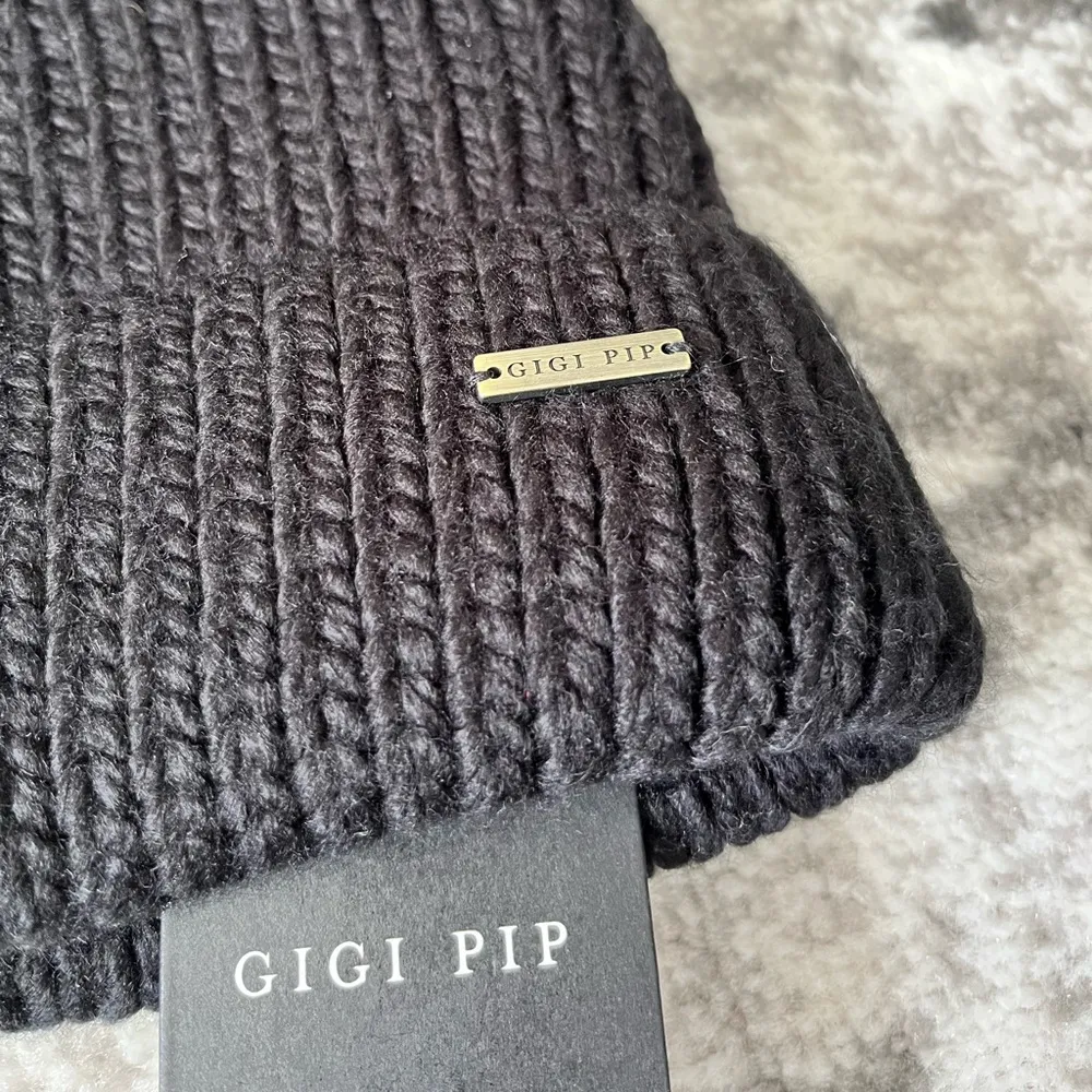 New Gigi Pip Mo Pom Beanie - Image 4