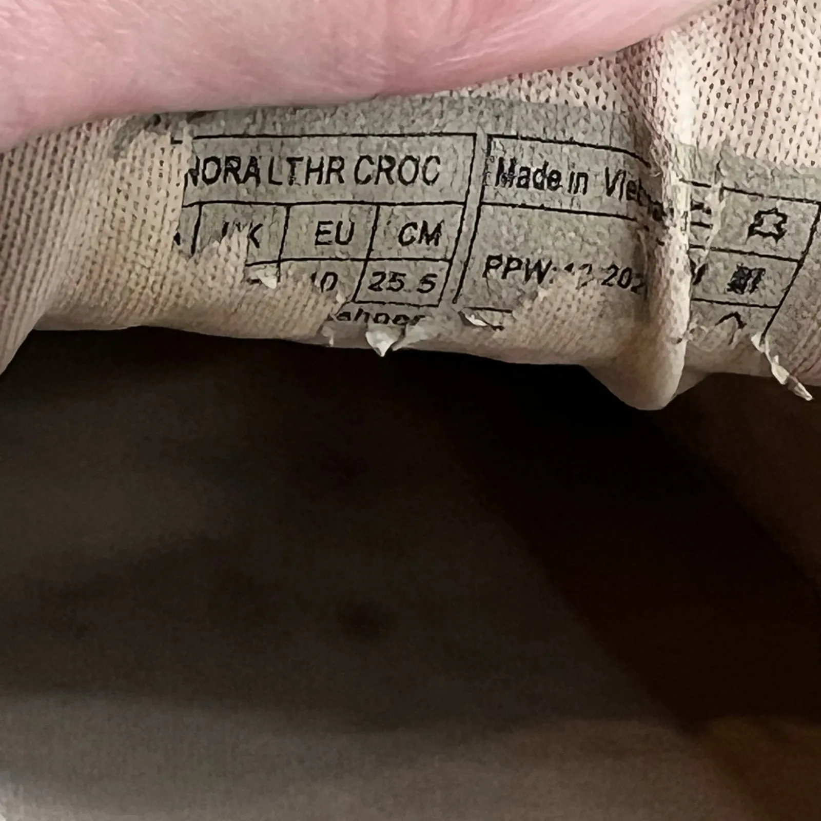 Vionic  Dinora Platform Slip-on Sneaker light weight cream white croc size 8.5 - Image 3