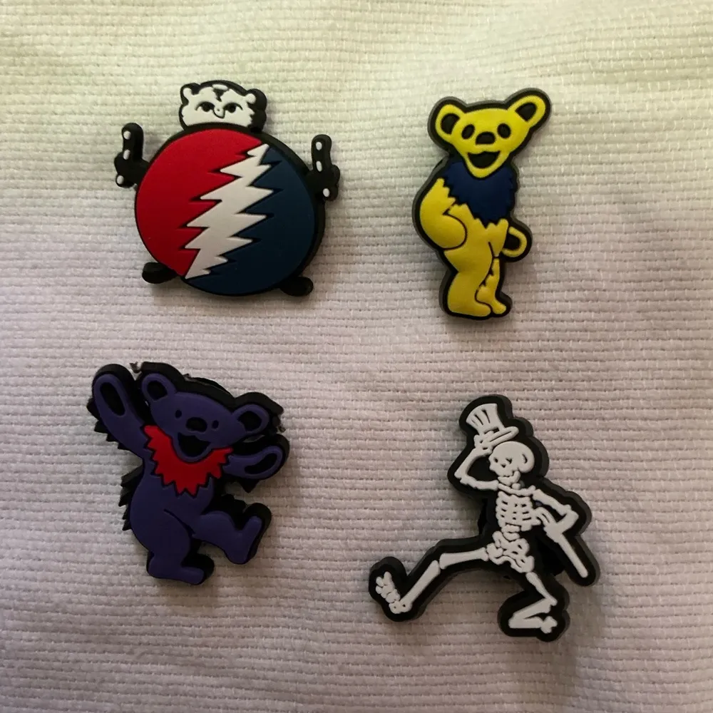 Grateful Dead Jibbitz croc charms NWOT - Image 4