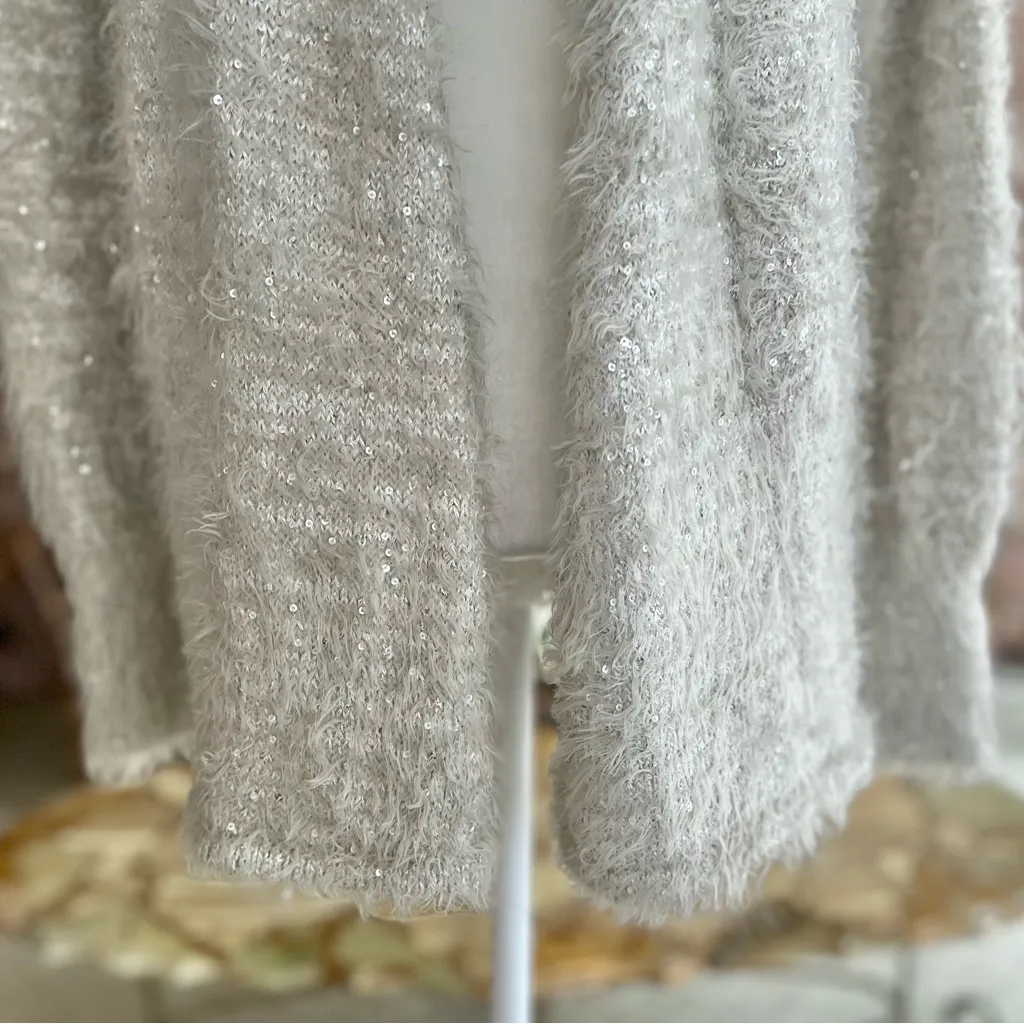 NWT I Jeans by Buffalo Cardigan Fuzzy Sequin Grey Silver Open Front M Party Glam Size M - Image 4