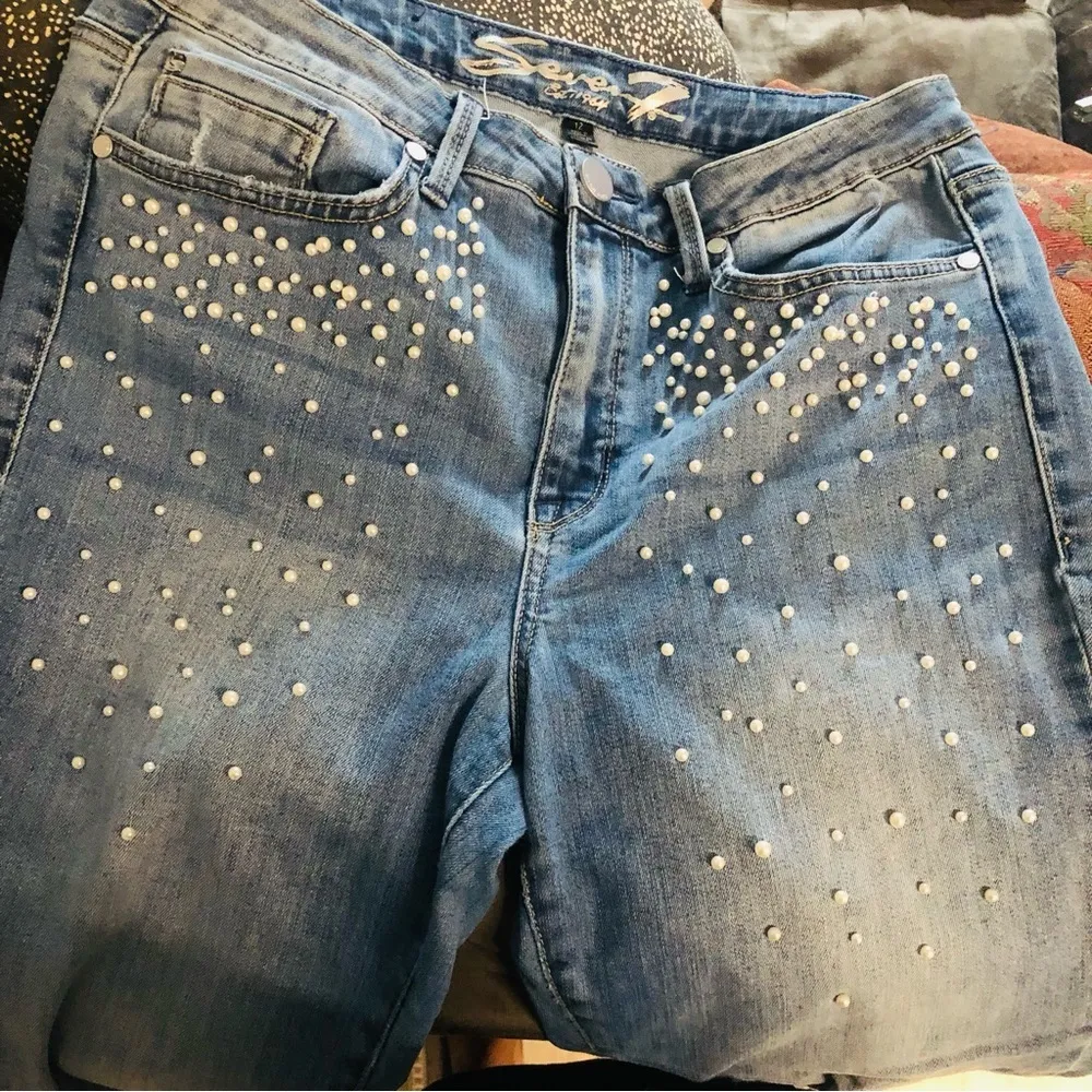 Seven7 Mid Rise Skinny Ripped Jeans with Faux Pearls - Image 3
