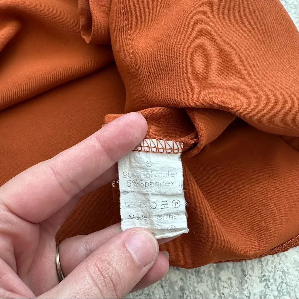 Burnt Orange Button Front Top Tortoise Shell Scoop Back Size S Minimalist Staple - Image 5