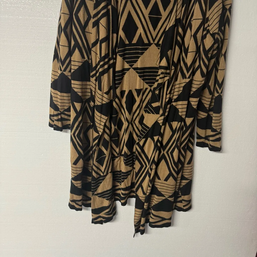 Avenue Cardigan Women 18/20 Tan Black Hooded Open Front Long Geometric Print - Image 4