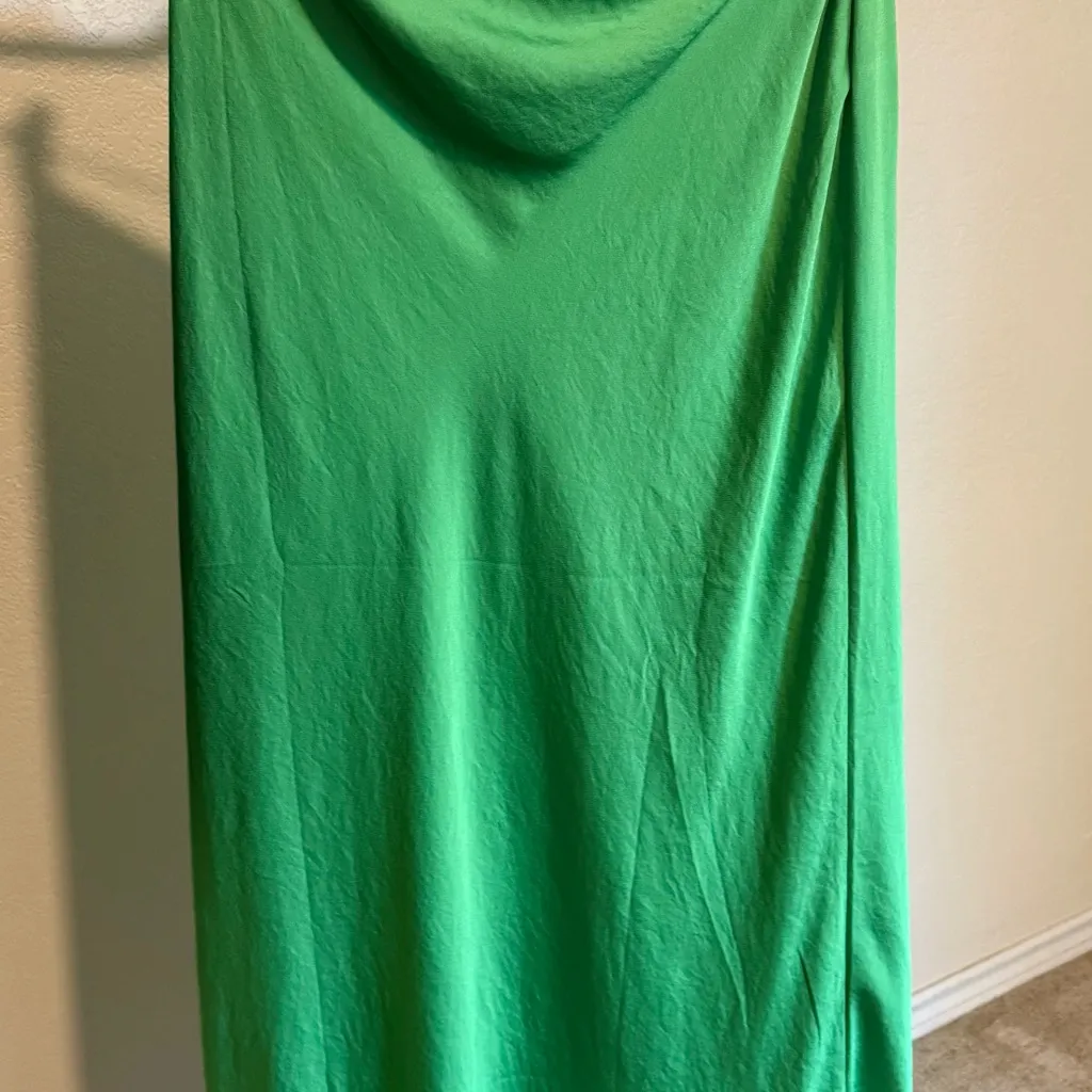 Green MNG (mango?) Large Women's Slip Bright Green Skirt - Image 8