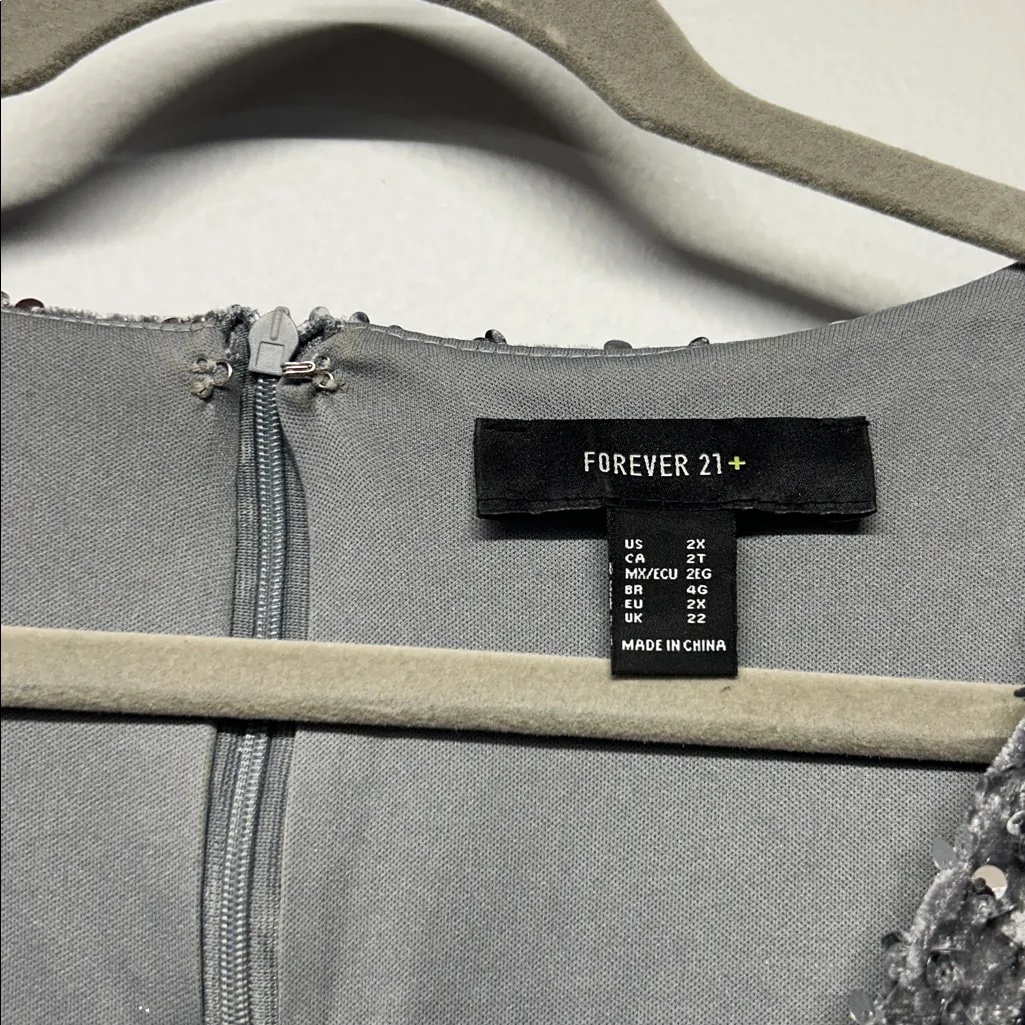 FOREVER 21 SEQUIN MINI DRESS LONG SLEEVE SILVER GLITTER SPARKLE PLUS SIZE 2X - Image 3