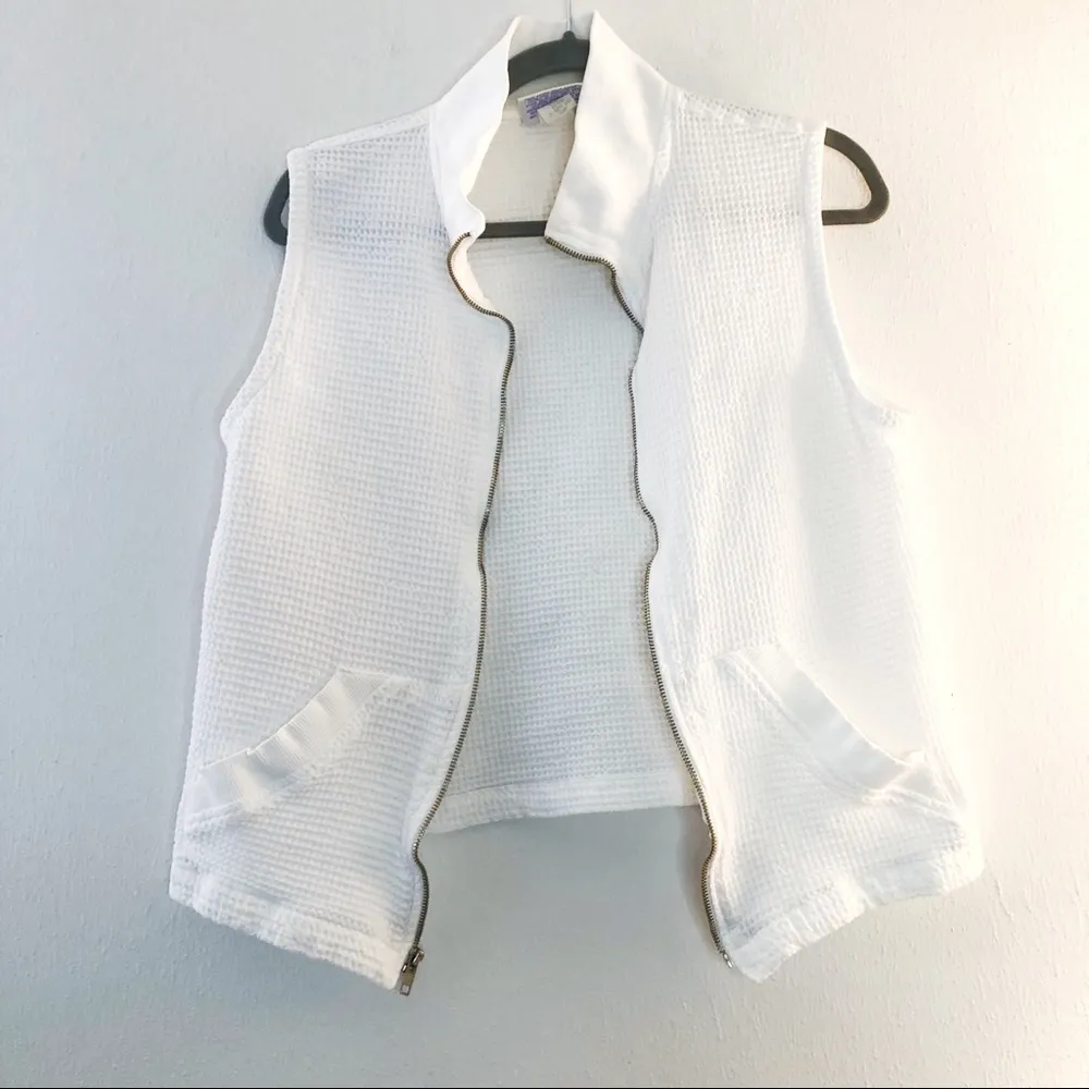 Fresh Produce Vest Vintage White Zip Up Textured Sz M EUC w/ Pockets - Image 3
