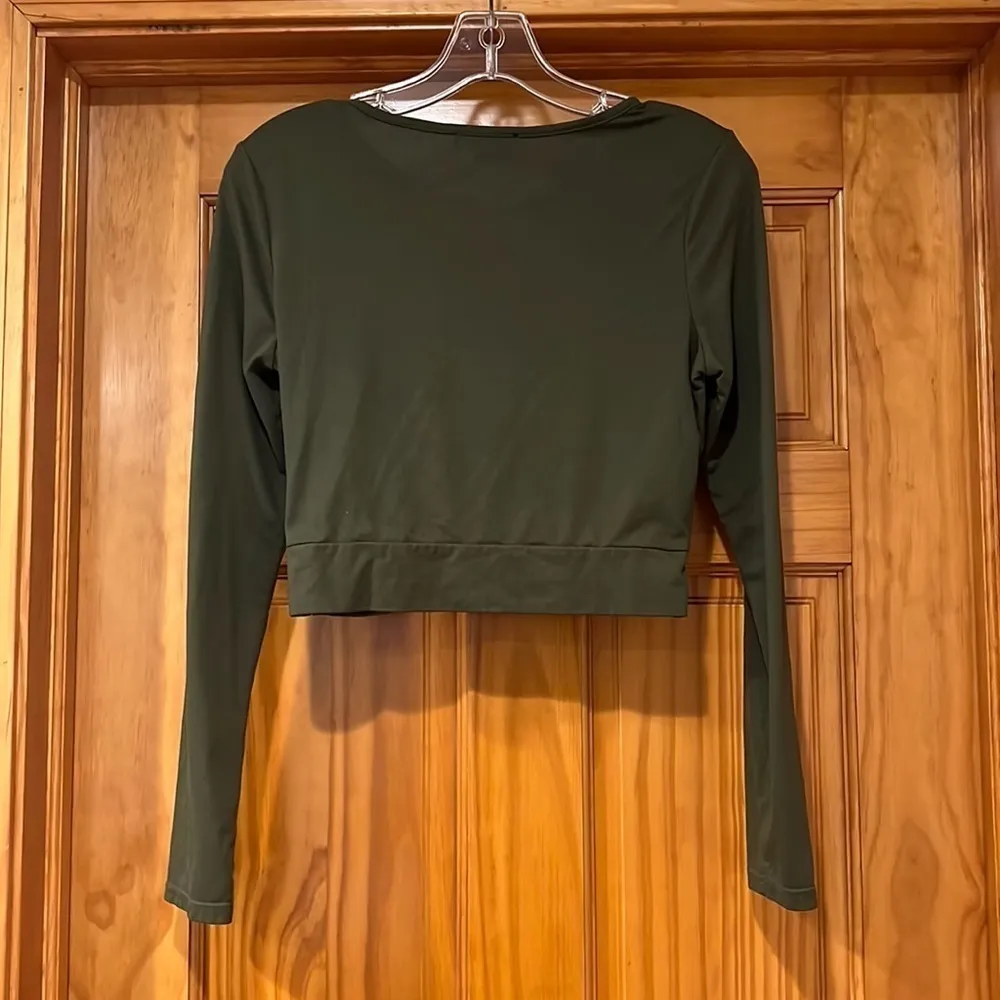 Revamped  Green Twist Front Cropped Shirt - Image 2
