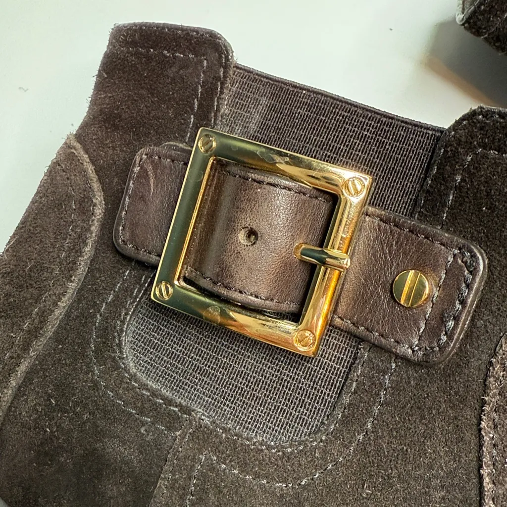 Tory Burch Adrienne Ankle Chelsea Booties Gold Buckle Wedge Heels S-415 Sz 9 - Image 2