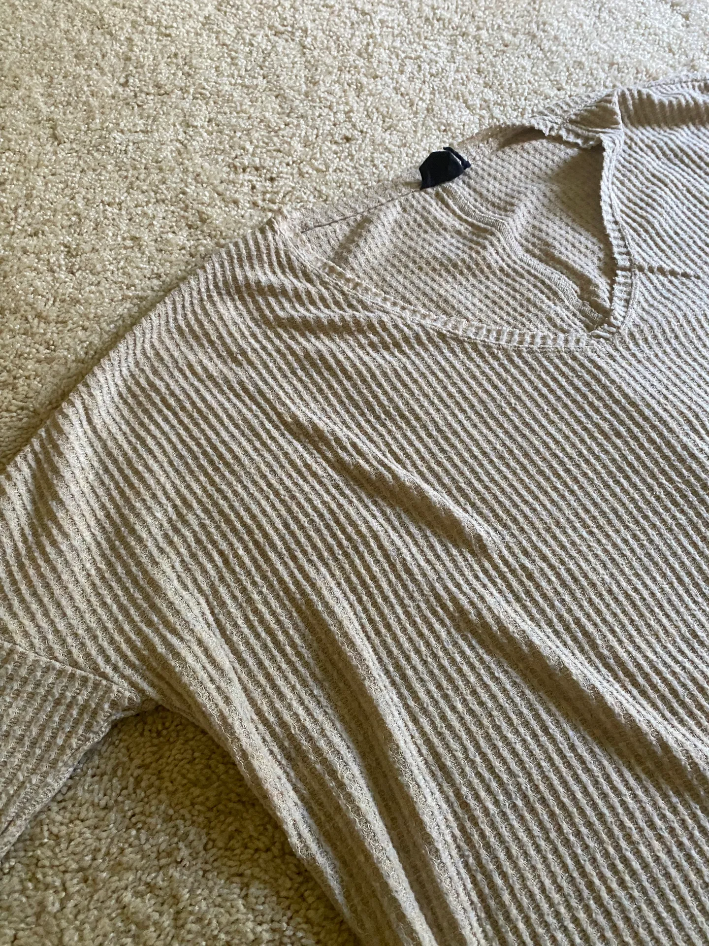 Oversized Cozy Thermal V-neck Top - Image 4