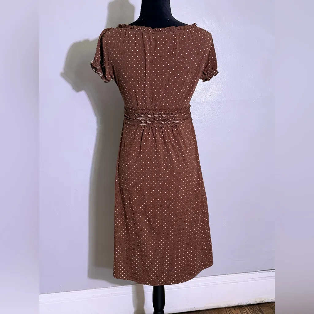 Brown dress with white polka dots, short sleeves and gathered waist - Size s - Image 4