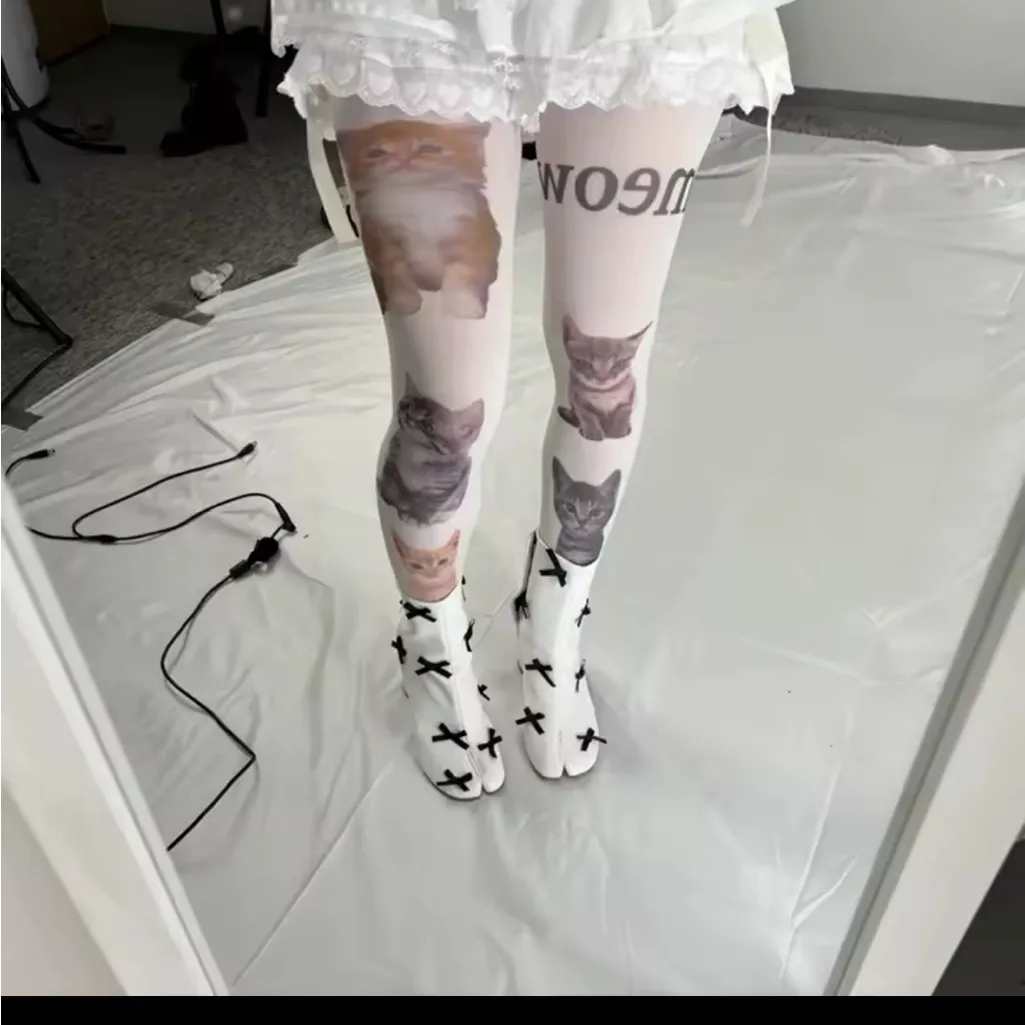 Pink Cat Print Tights - Image 5