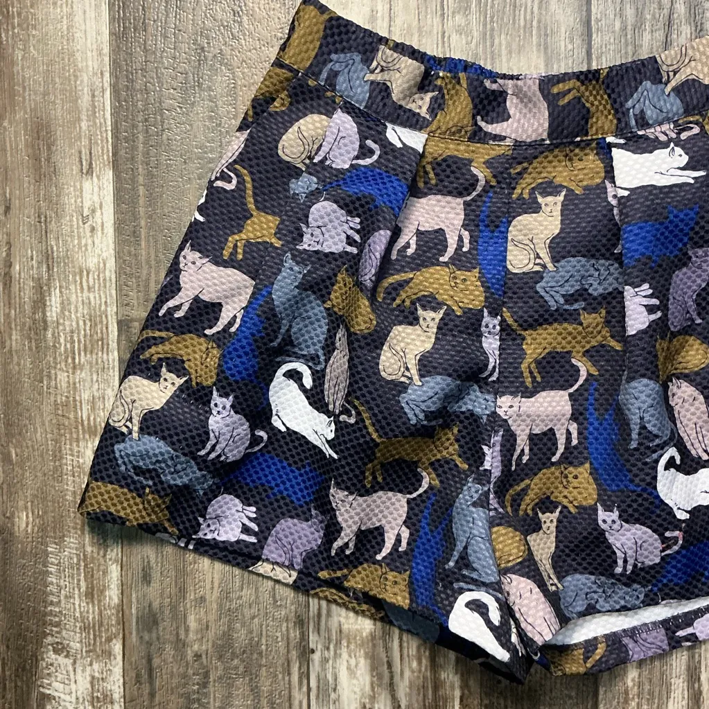 H&M High Waist Animal Print Shorts - Blue and Brown Size 6 - Image 2