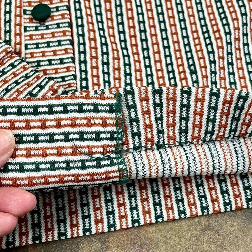 Femme of Dallas Western Boho Long Sleeve Button Down Geometric Top Green Size L - Image 9