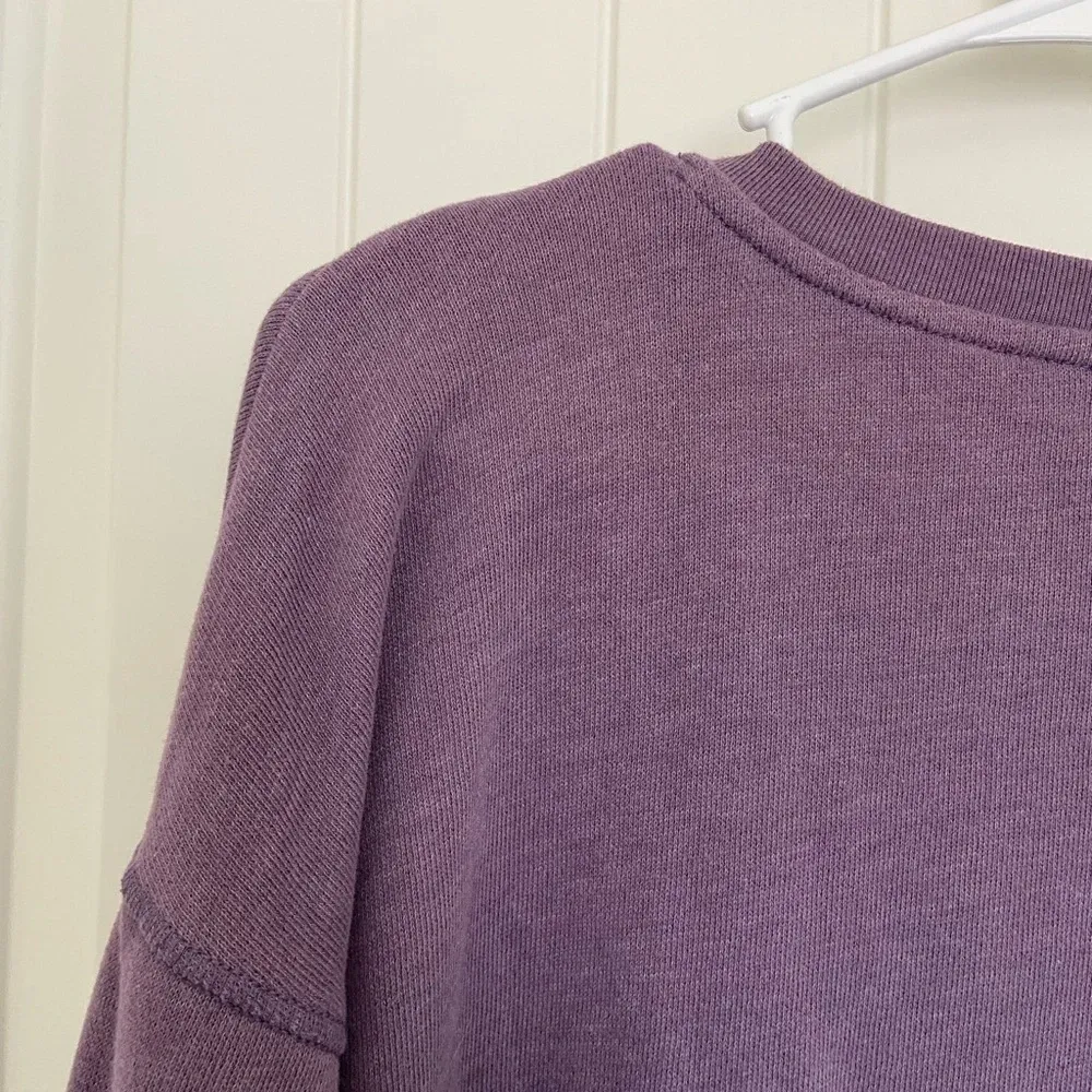 EUC | American‎ Eagle women’s simple solid colored crewneck — medium - Image 6