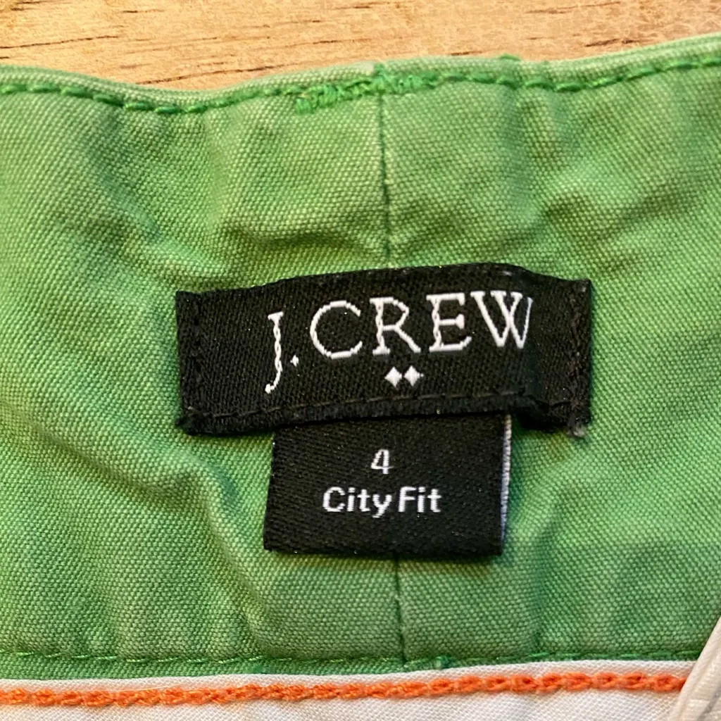J Crew‎ City Fit Women’s Size 4 Lime Green 100% Cotton Shorts - Image 3