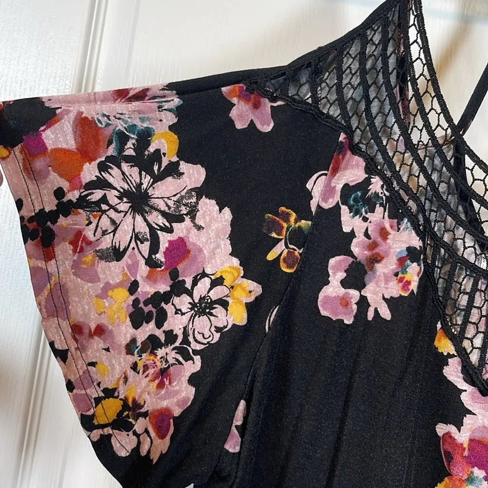 Plus Size Maurices Bohemian Black Pink Floral Blouse Size 0/14 GUC #4371 - Image 4