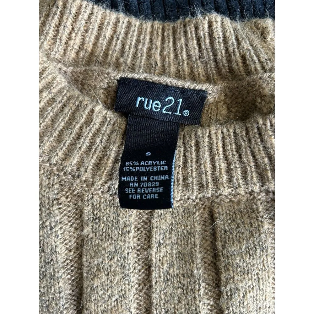Rue 21 Camel Color Cable Knit‎ Sweater Long Sleeve Raw Hem Size Small Crew Neck - Image 5