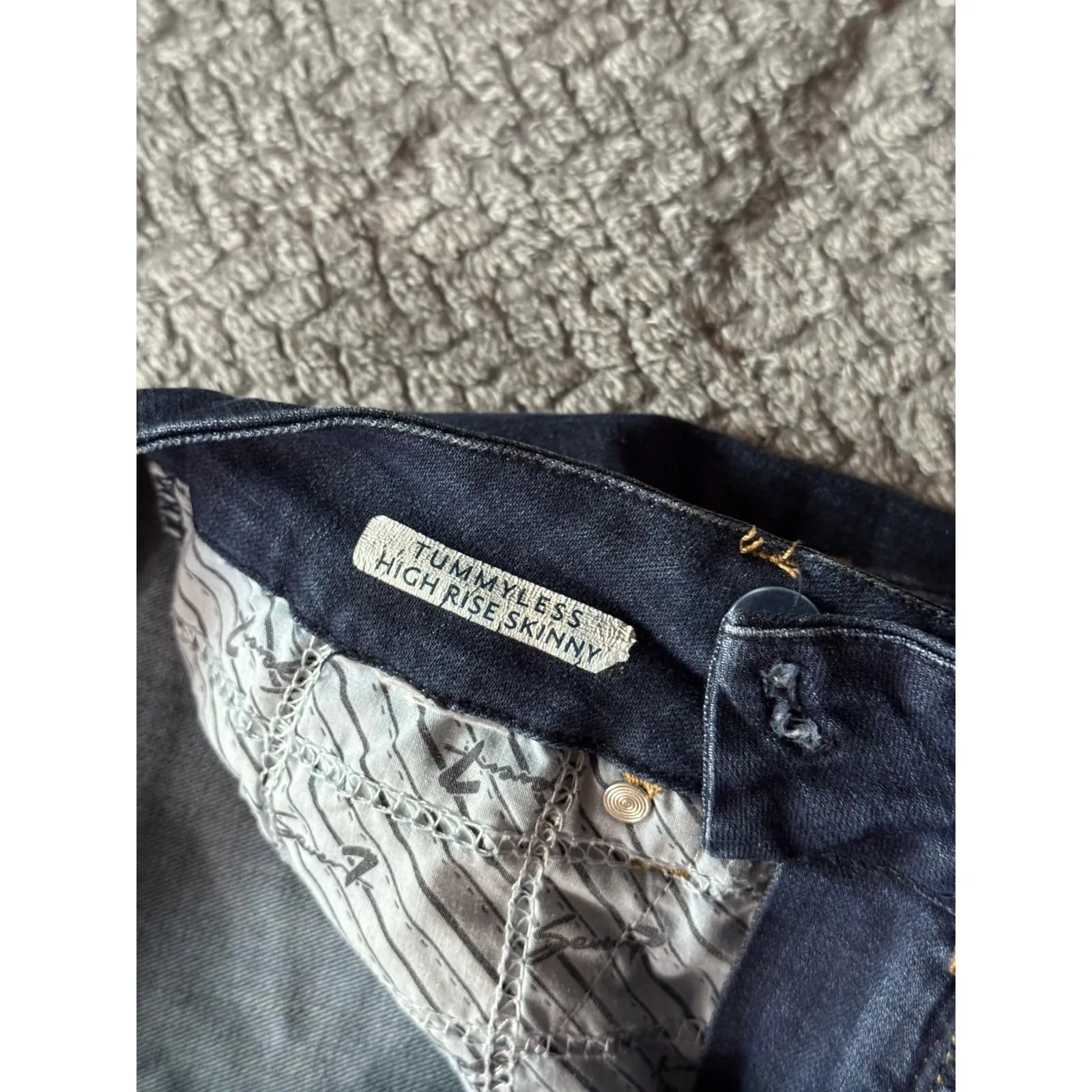 Seven7‎ TummyLess High Rise Skinny Jeans Dark Wash Denim Size 8 - Image 4